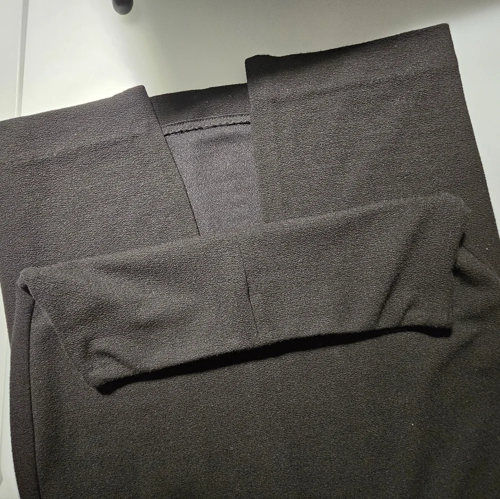 🇨🇦 Aritzia - Babaton Johan Skirt - Picture 8 of 14